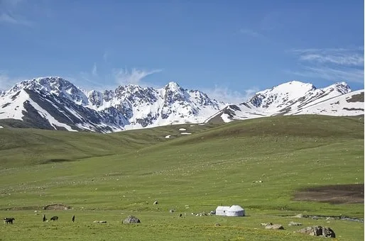 Le Kirghizstan, la destination parfaite pour des vacances sportives en montagne